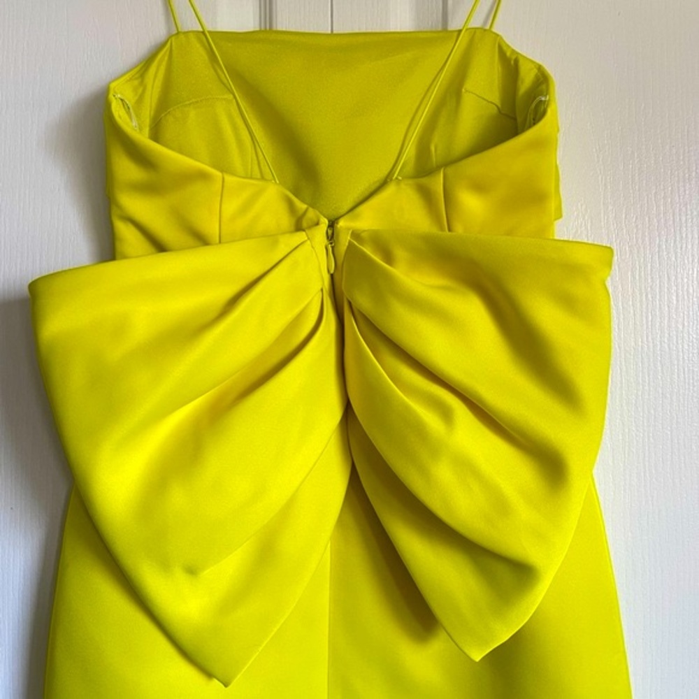SHEIKE Women’s Amy Bow Back Dress in Citrus - Size US 4 (AU 8) - Picture 6 of 13